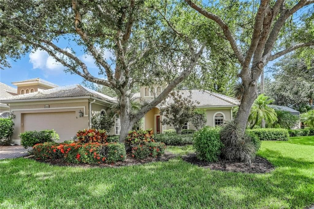 3155 Santorini CT-1
