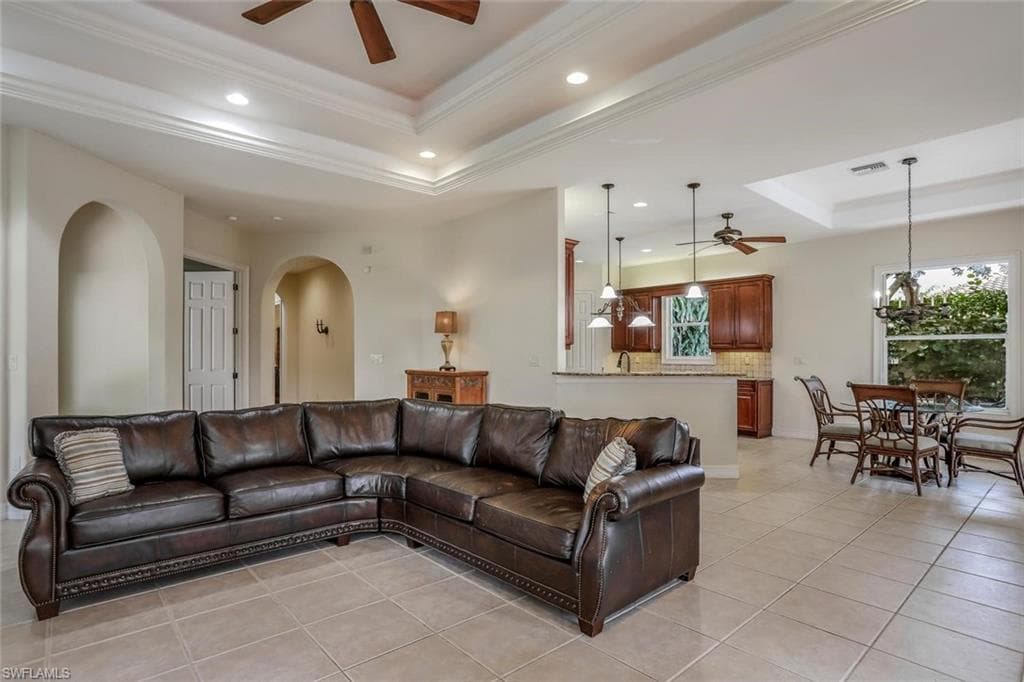 3155 Santorini CT-8