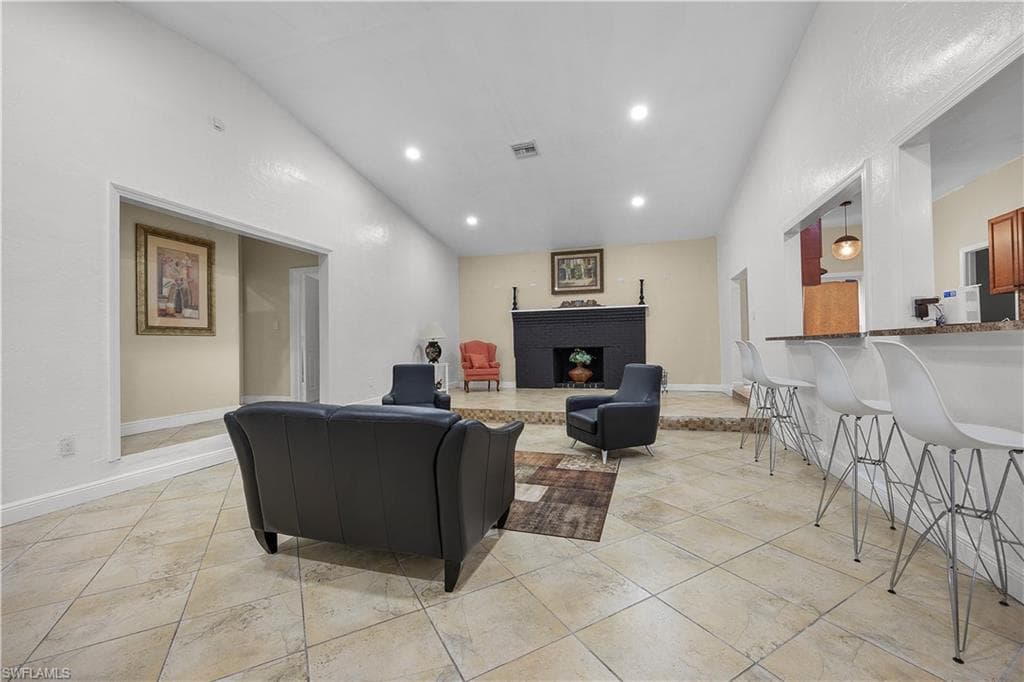 7823 Marx DR-6