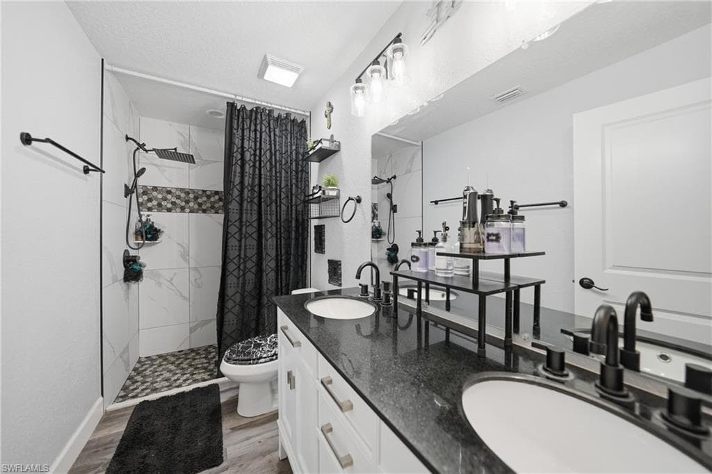 1601 SE Sheila DR-15