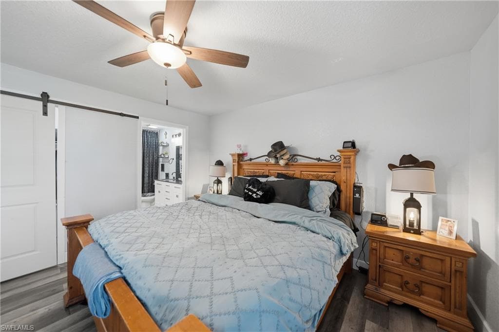 1601 SE Sheila DR-14