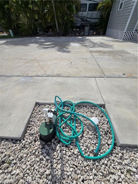 5650 Red Bird LN-8