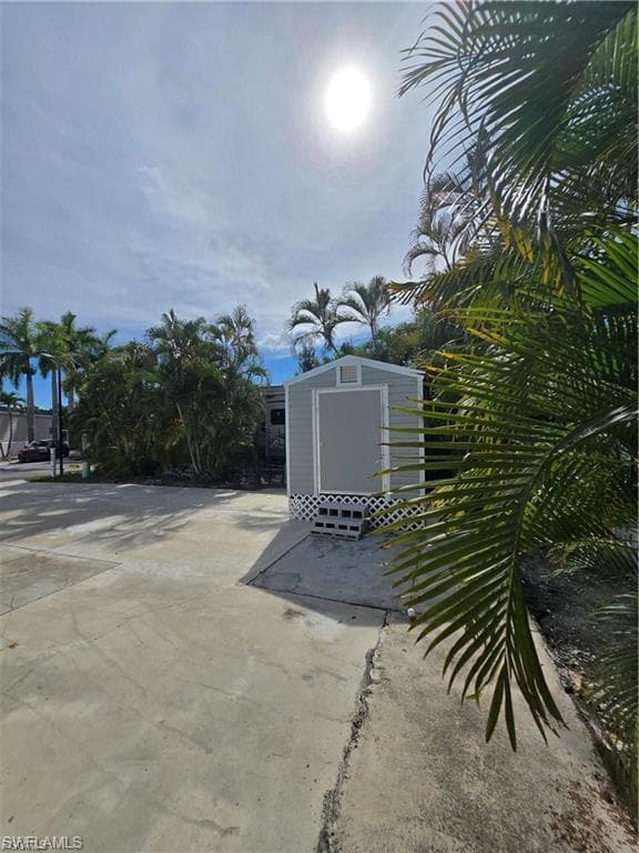 5650 Red Bird LN-3