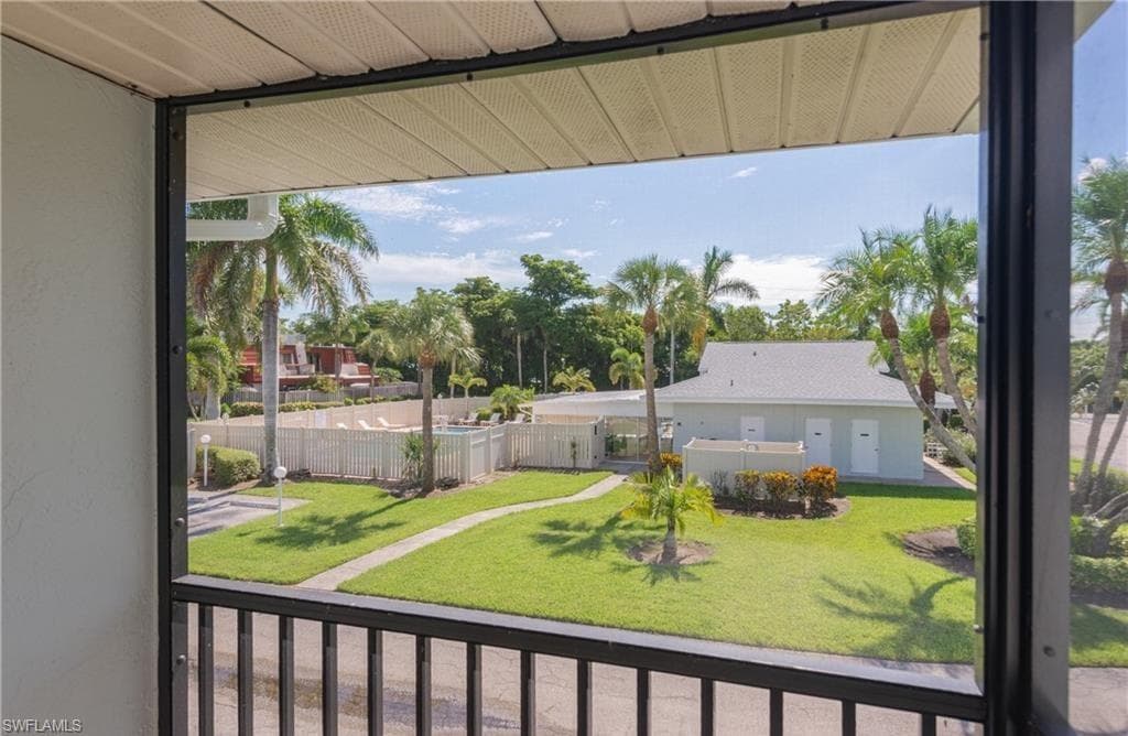 7105 Quail Run CT W 2-13