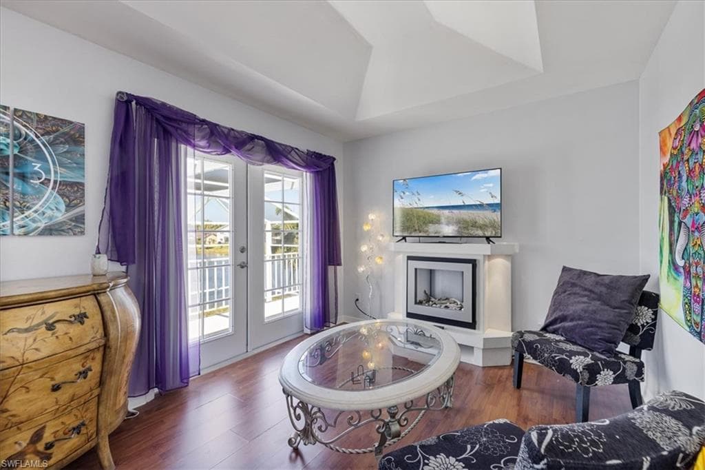 13870 Silver Lake CT-15