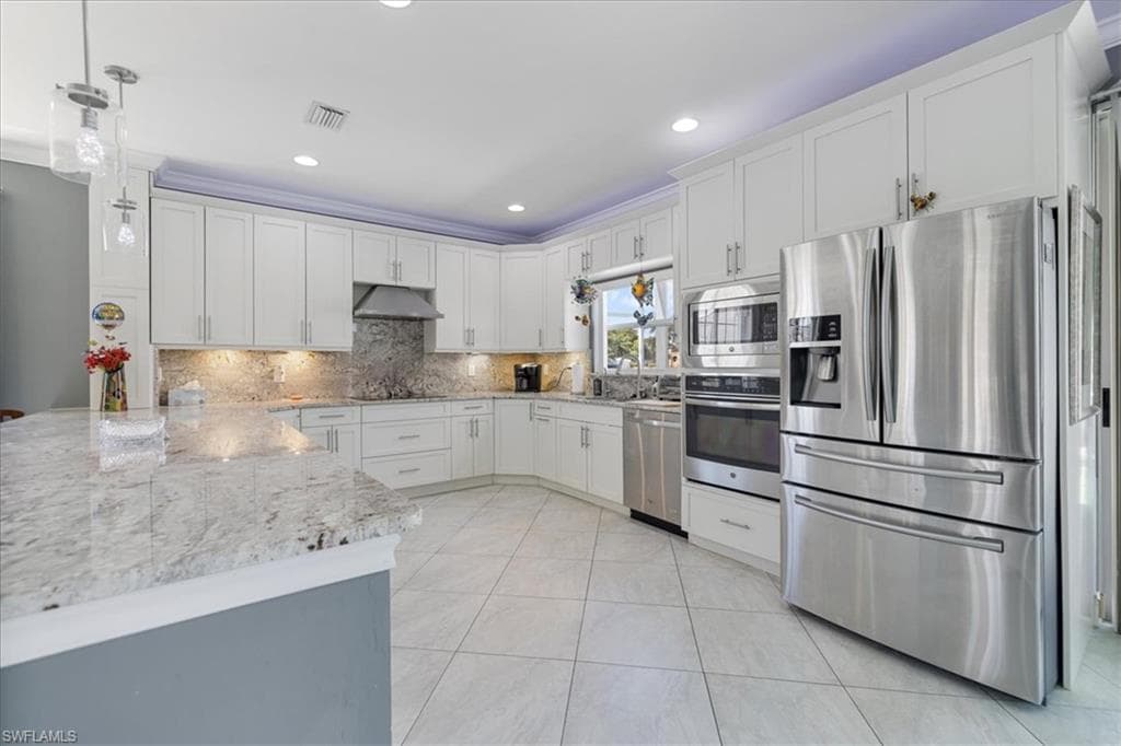 13870 Silver Lake CT-23