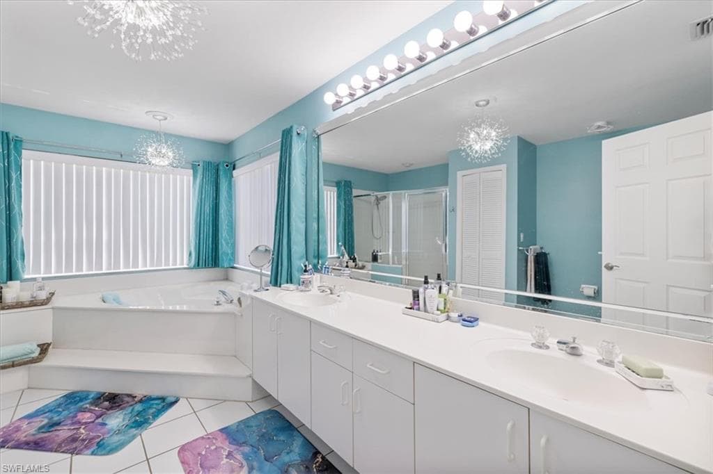 13870 Silver Lake CT-18
