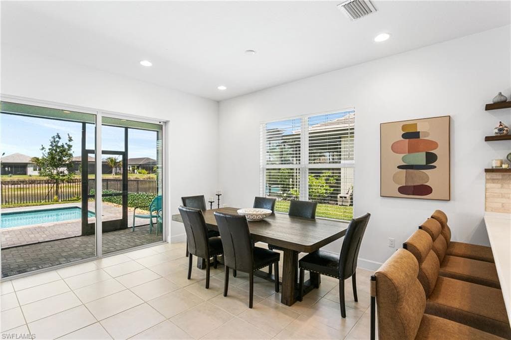 12363 Purple Ficus WAY-6