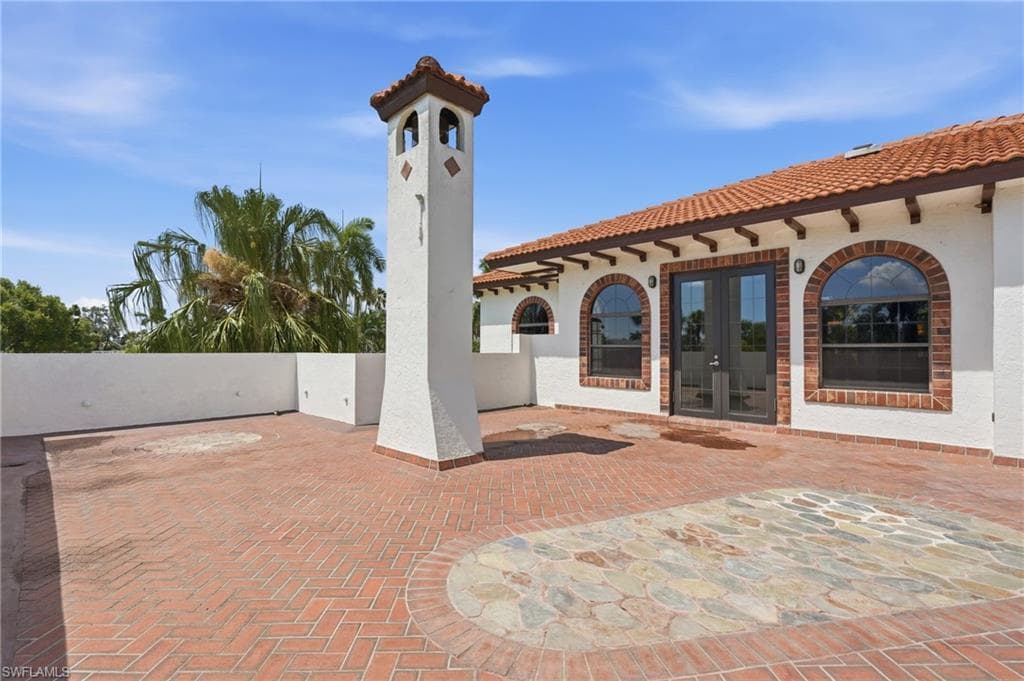 1358 Hopedale DR-36
