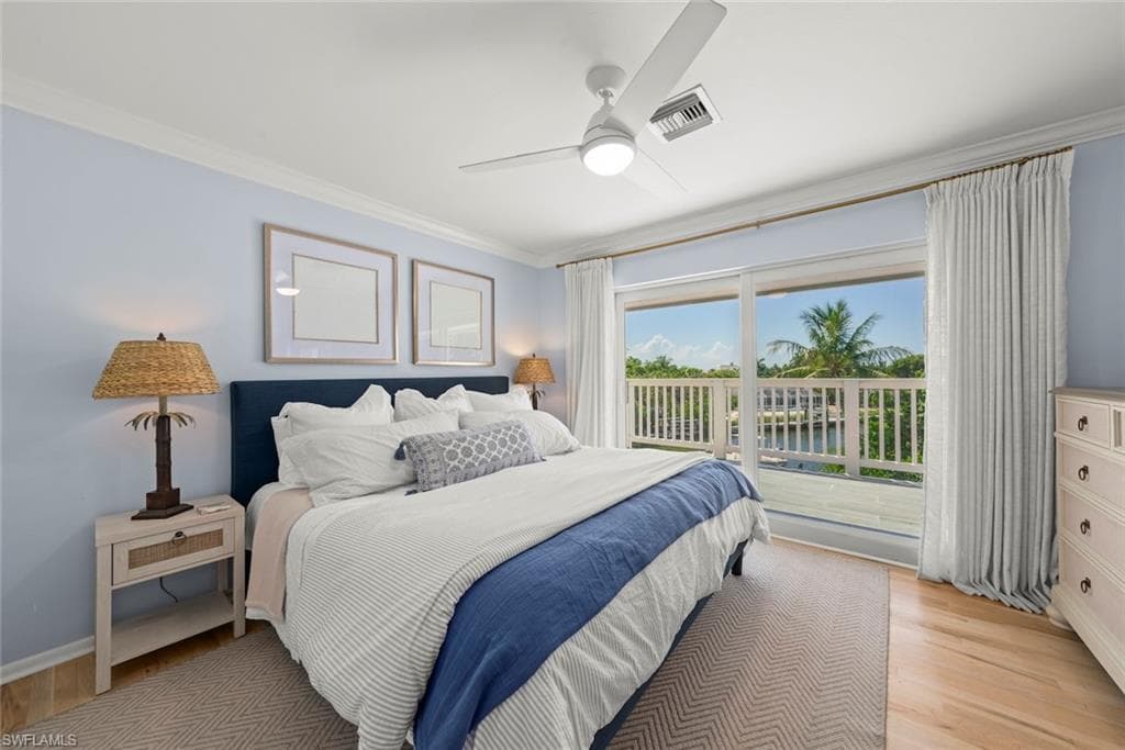 1048 Kings Crown DR-31