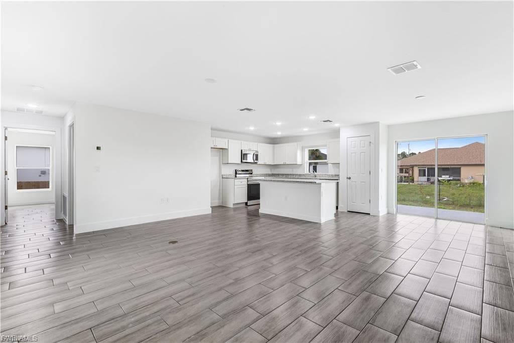 1242 Echard ST E-2