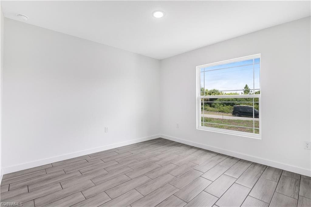 1242 Echard ST E-10