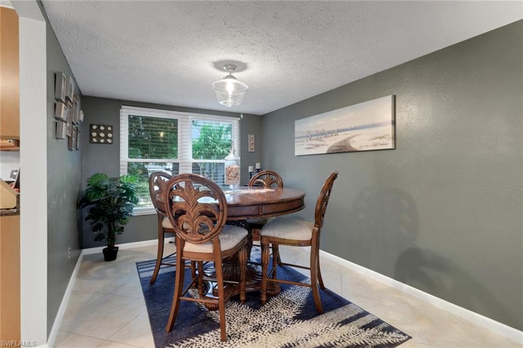 208 Cape Coral PKWY E 107-9