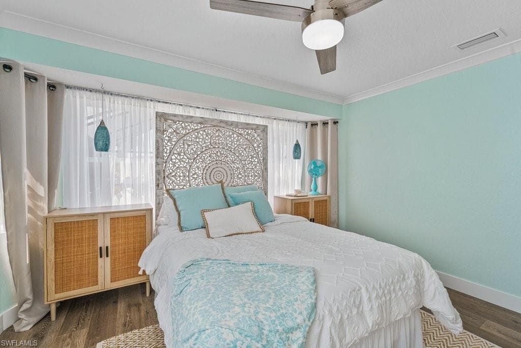 5400 Almar DR-22