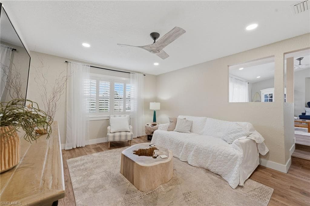 5400 Almar DR-18