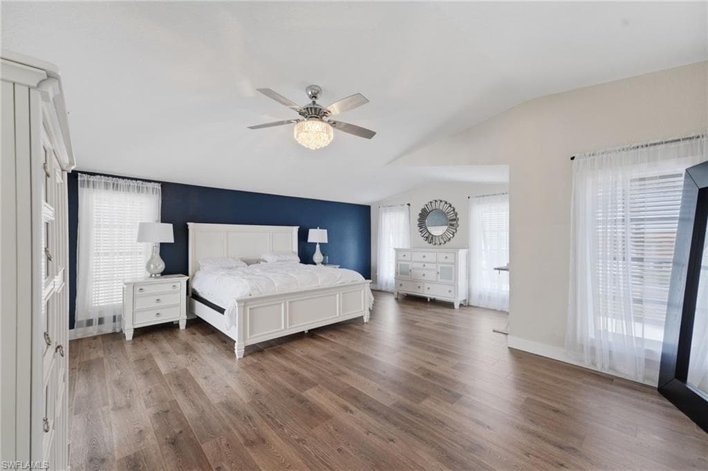 5400 Almar DR-25