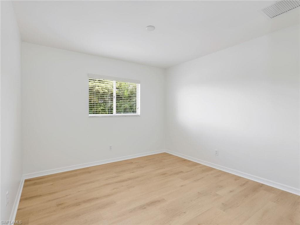 15092 Balmoral LOOP-26