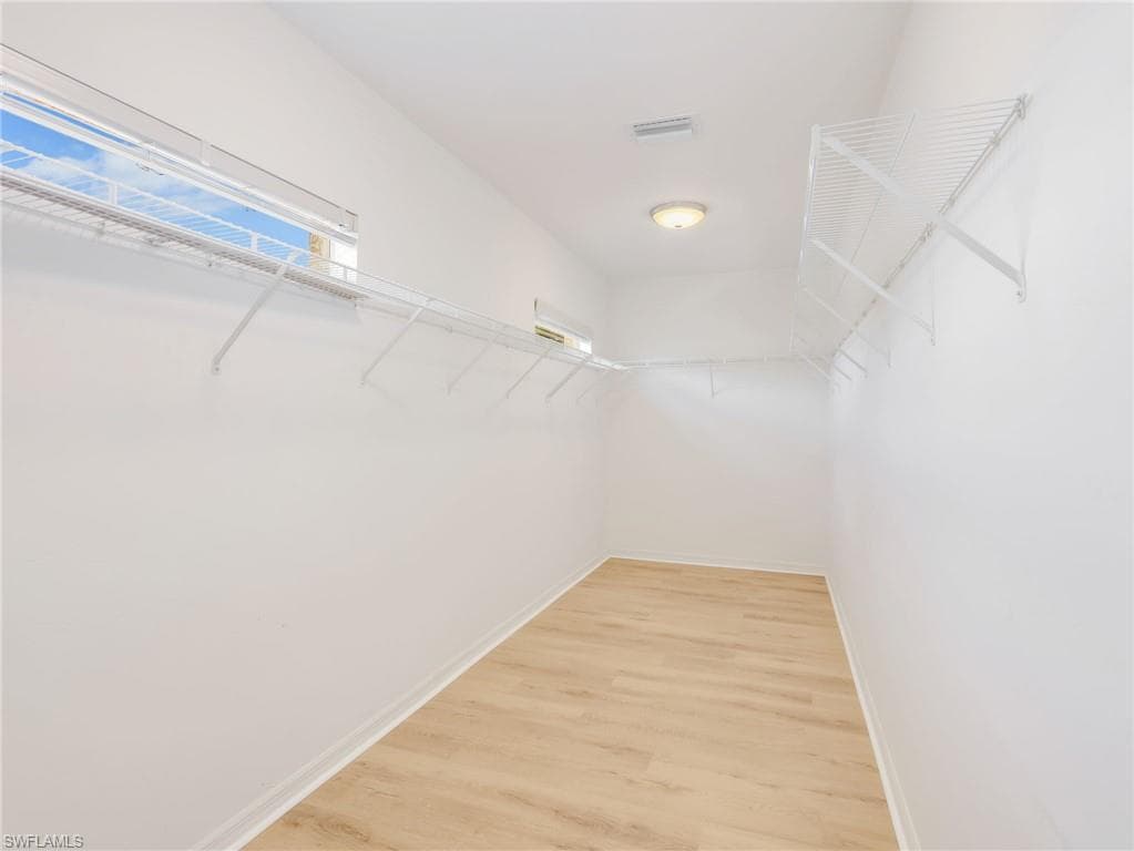 15092 Balmoral LOOP-20