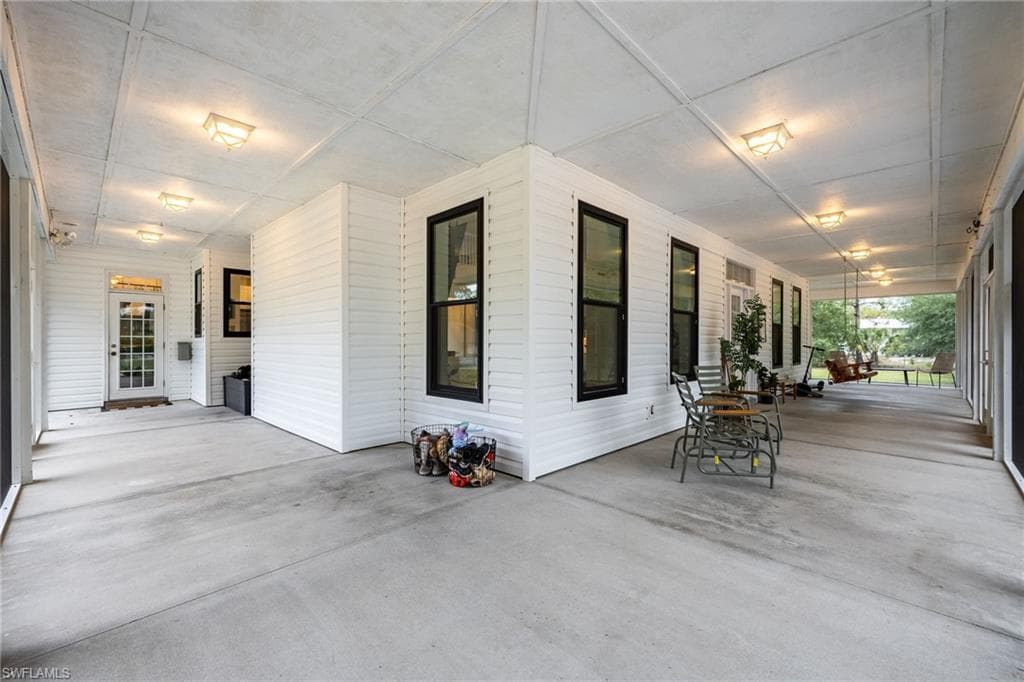 11790 Fox Hill RD-35