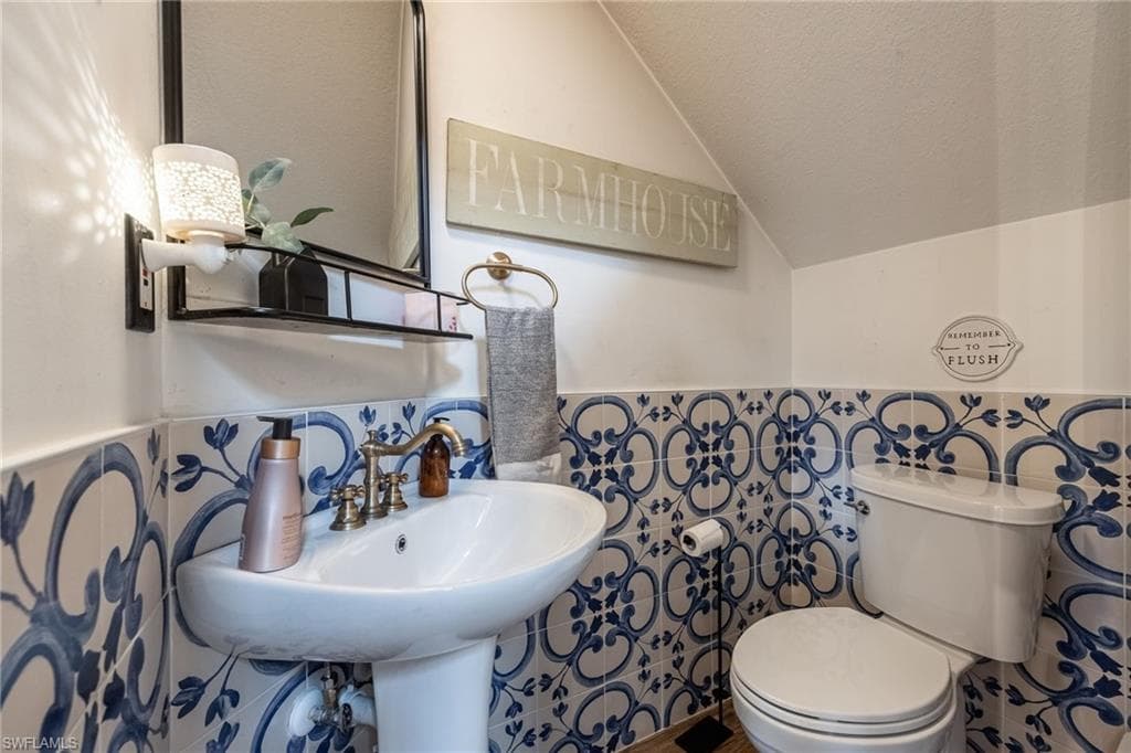 11790 Fox Hill RD-20