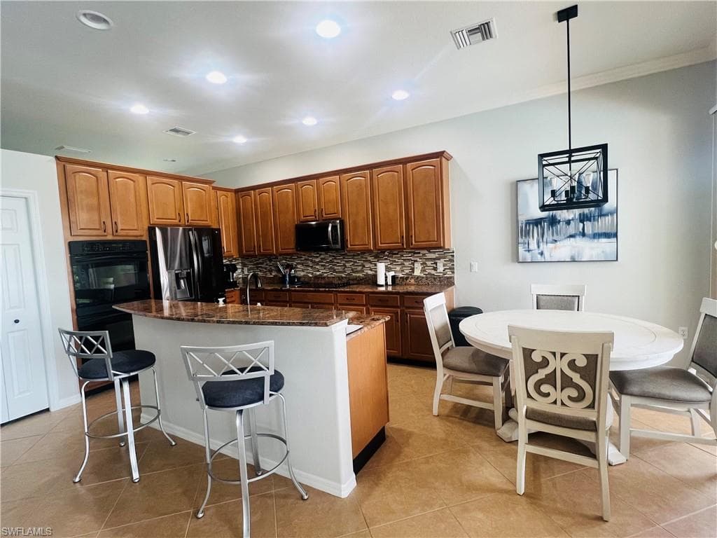 14265 Manchester DR-7