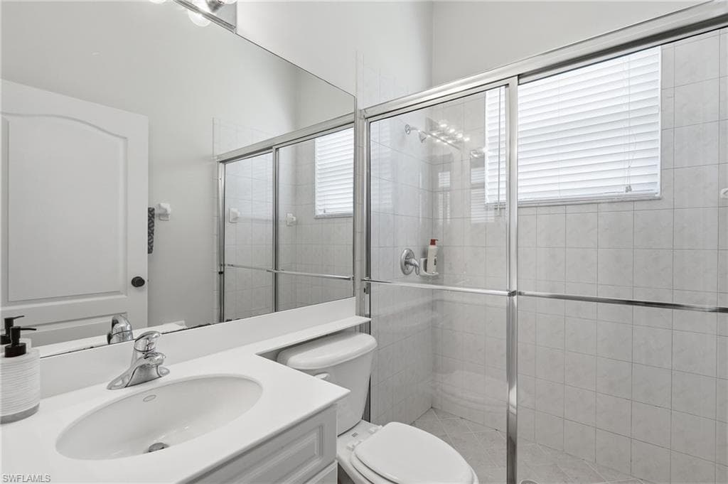 15081 Balmoral LOOP-27
