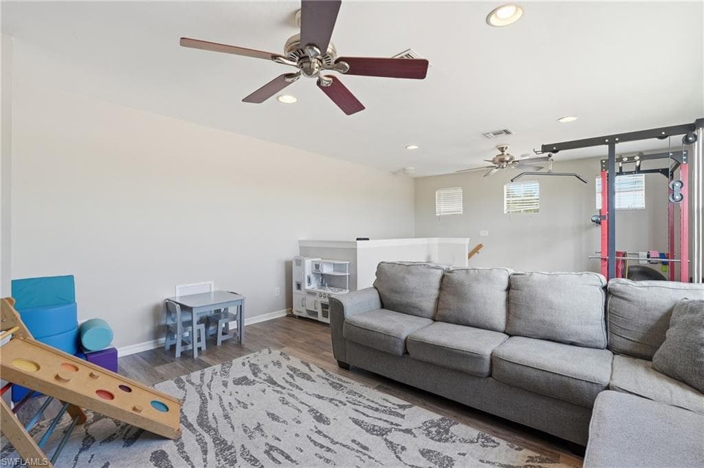 15081 Balmoral LOOP-33
