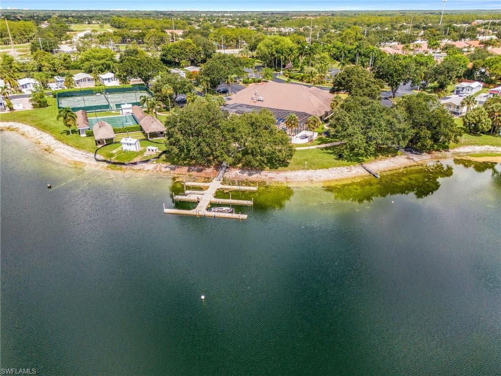 3066 Waterview PT-19