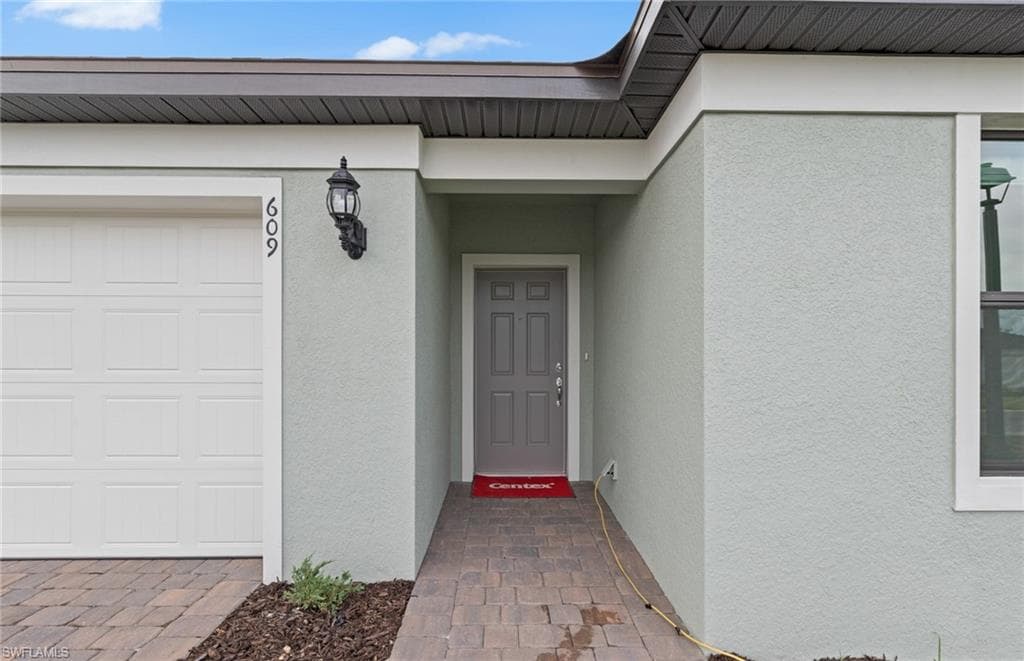 634 Lakeside Oasis AVE-1