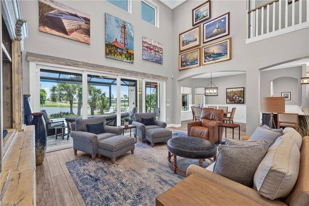 9066 Mockingbird DR-4