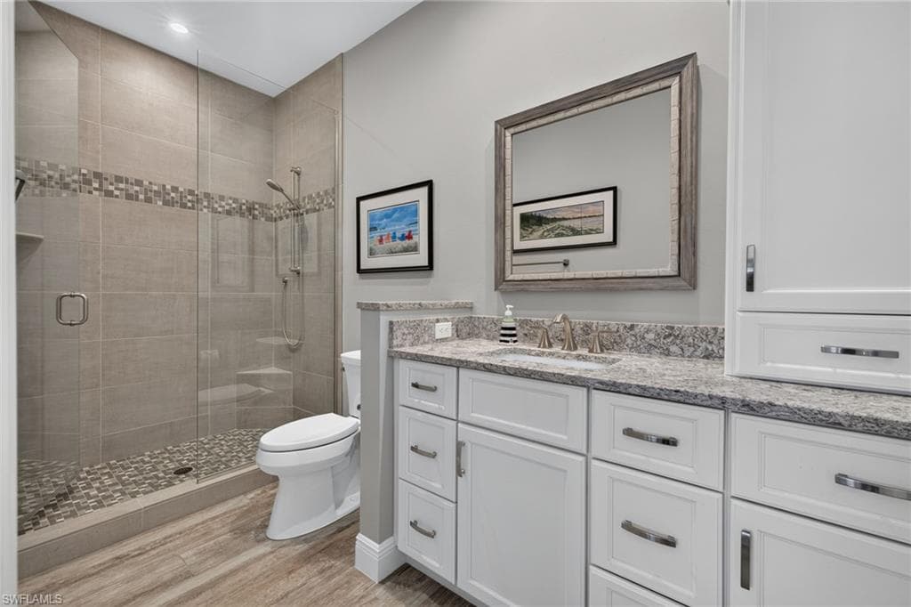 9066 Mockingbird DR-29