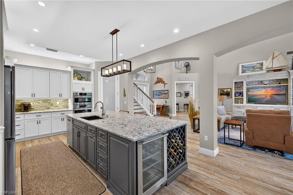 9066 Mockingbird DR-14