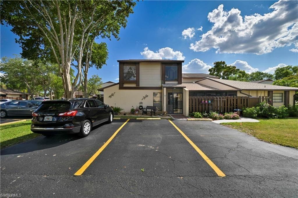 631 SE 12th AVE 98-1