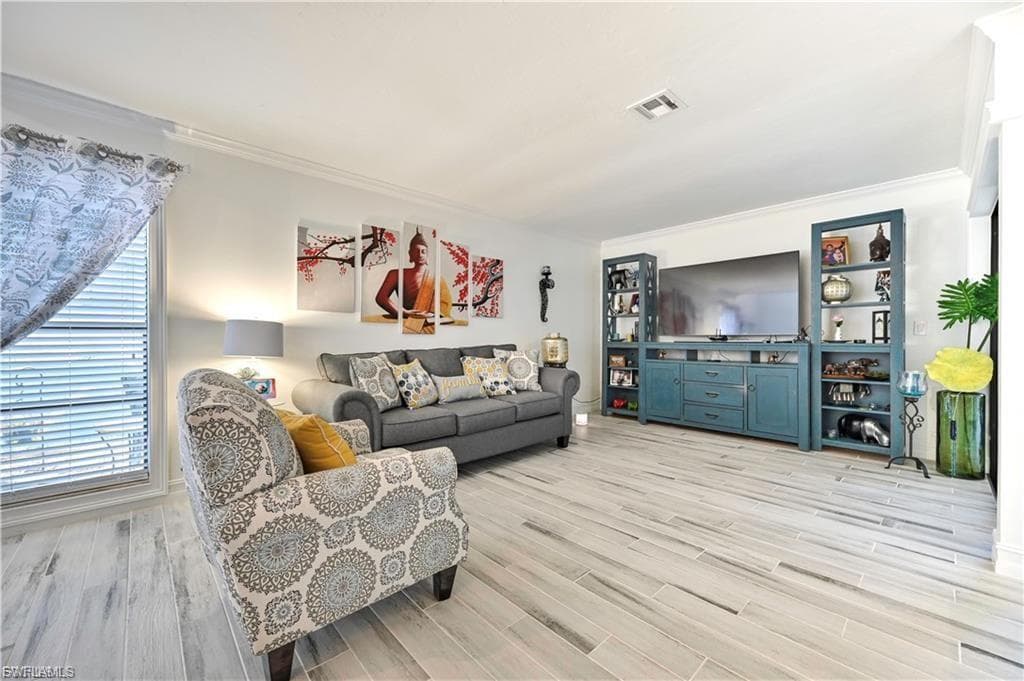 631 SE 12th AVE 98-3
