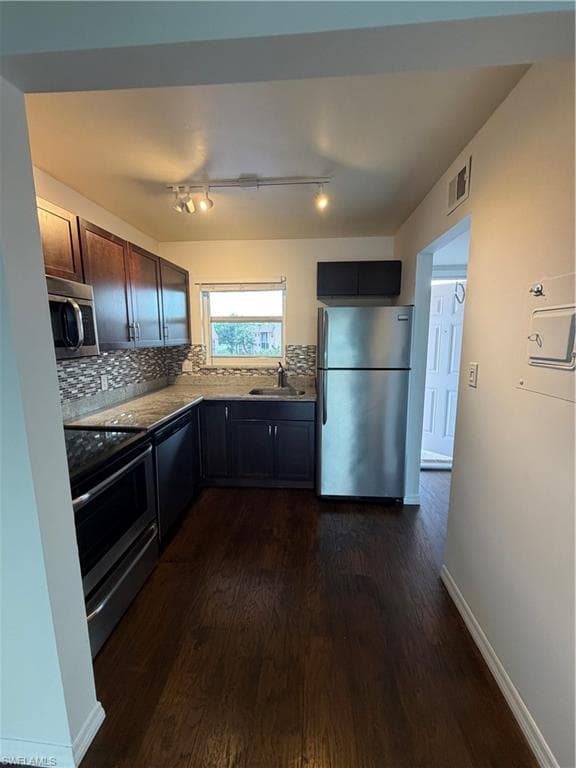 190 Turtle Lake CT 307-1