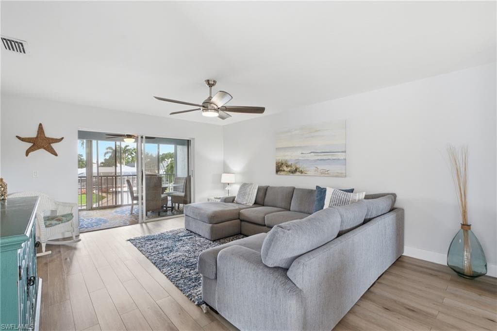 5112 Coronado PKWY 12-5