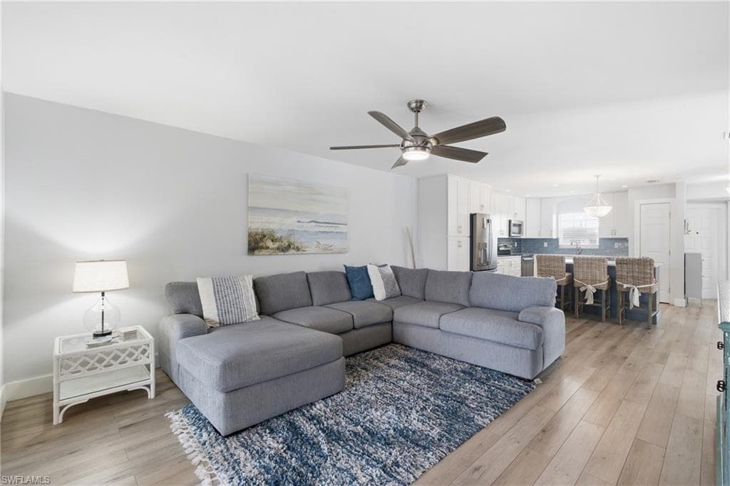 5112 Coronado PKWY 12-4
