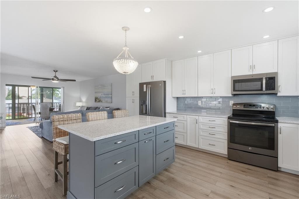 5112 Coronado PKWY 12-9