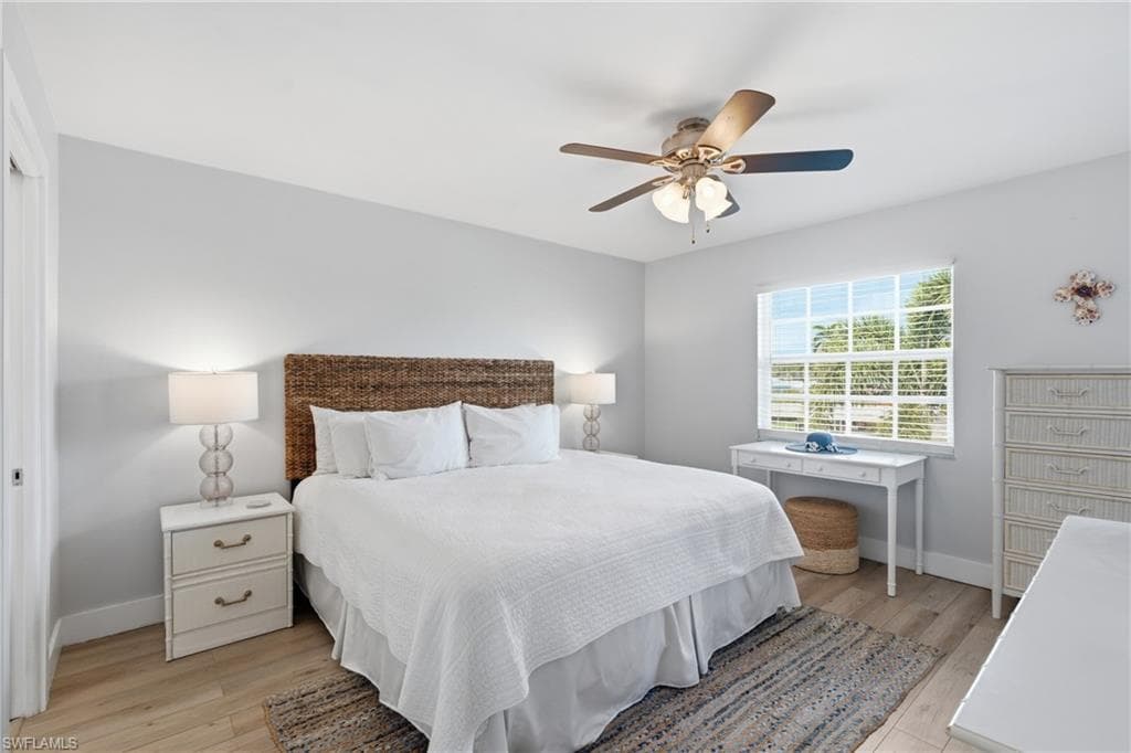 5112 Coronado PKWY 12-13