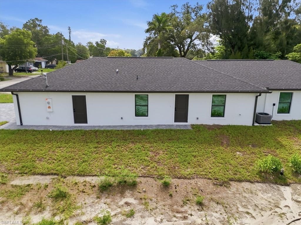 4030 Washington AVE-5