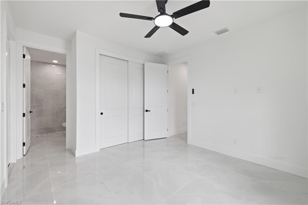 4030 Washington AVE-16