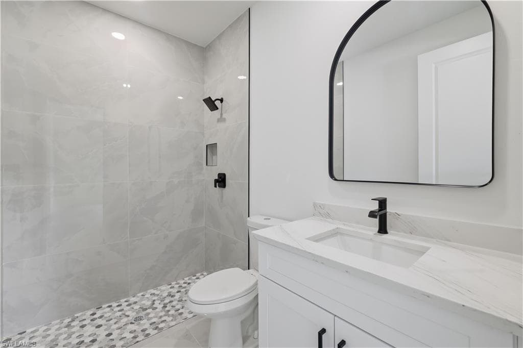 4030 Washington AVE-17