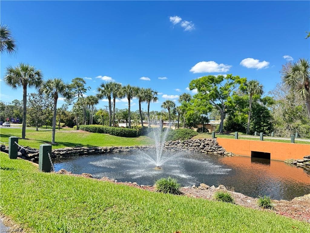 3437 Clubview DR-26