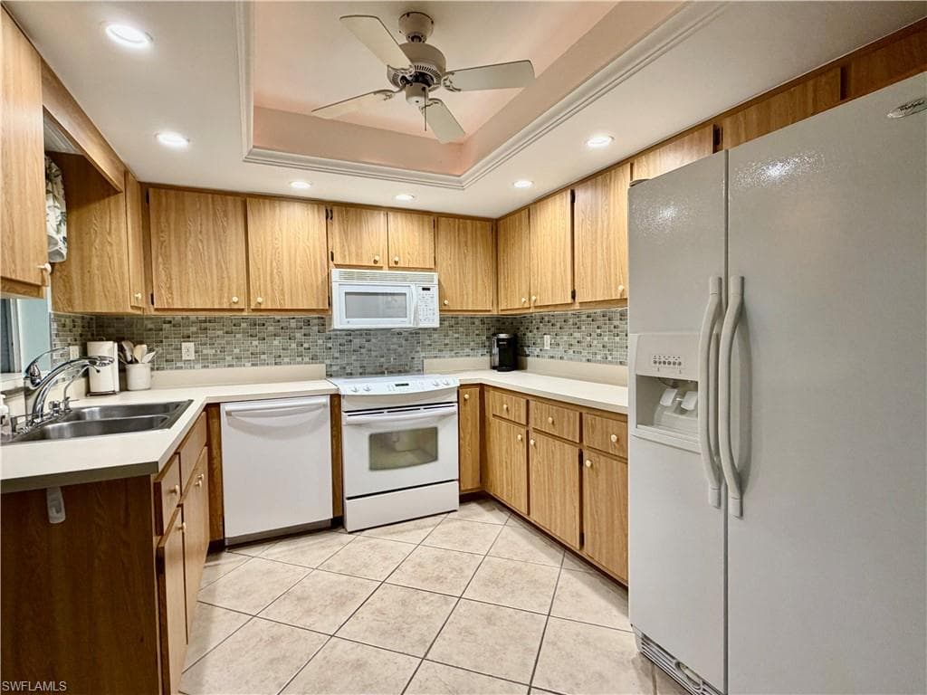 3437 Clubview DR-1