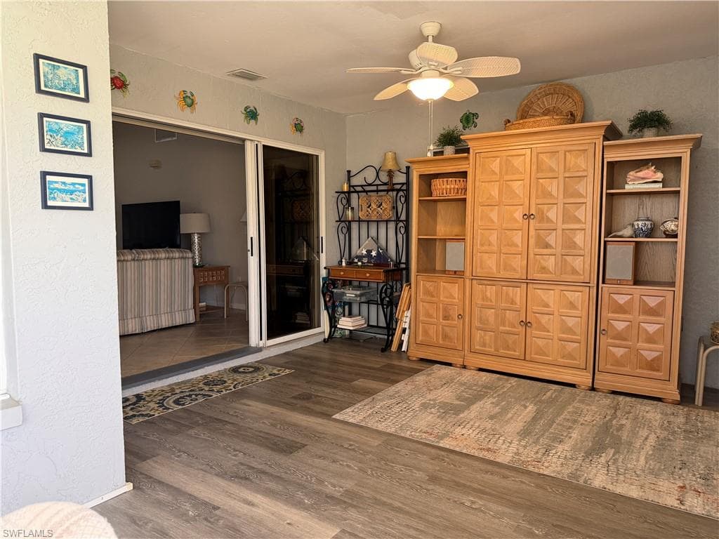 3437 Clubview DR-8
