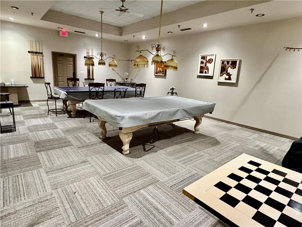 3437 Clubview DR-33