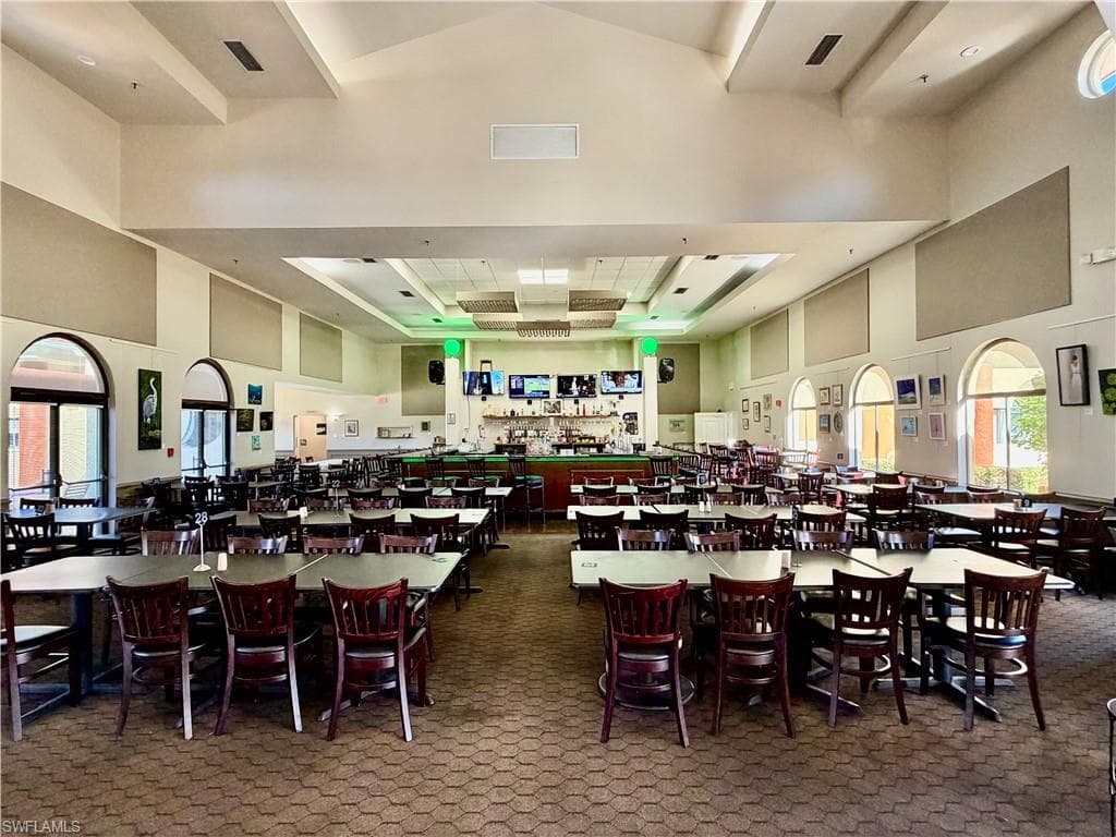 3437 Clubview DR-32