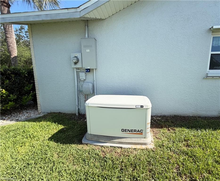 3437 Clubview DR-17