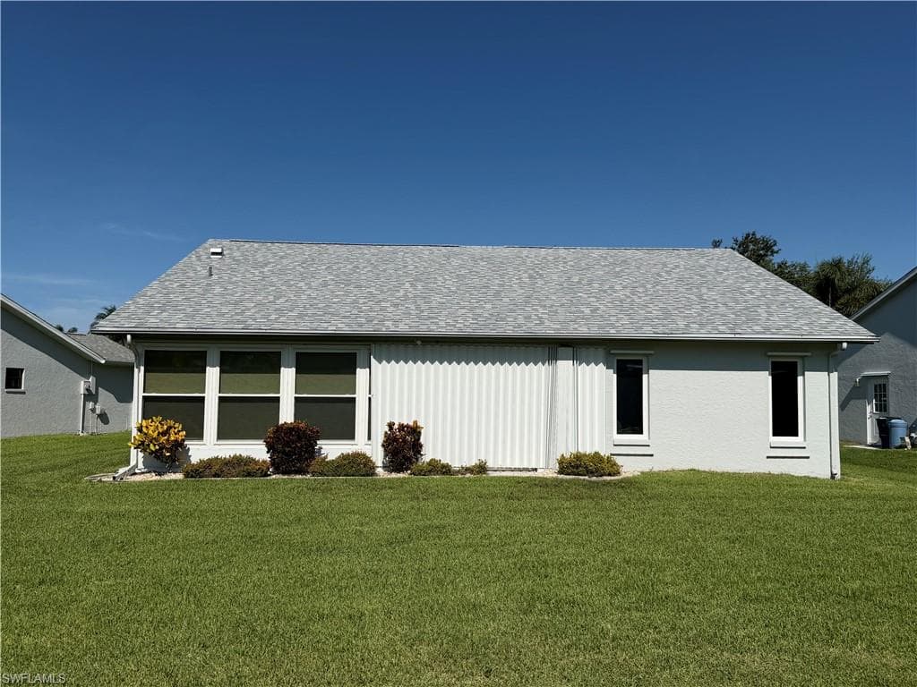 3437 Clubview DR-18