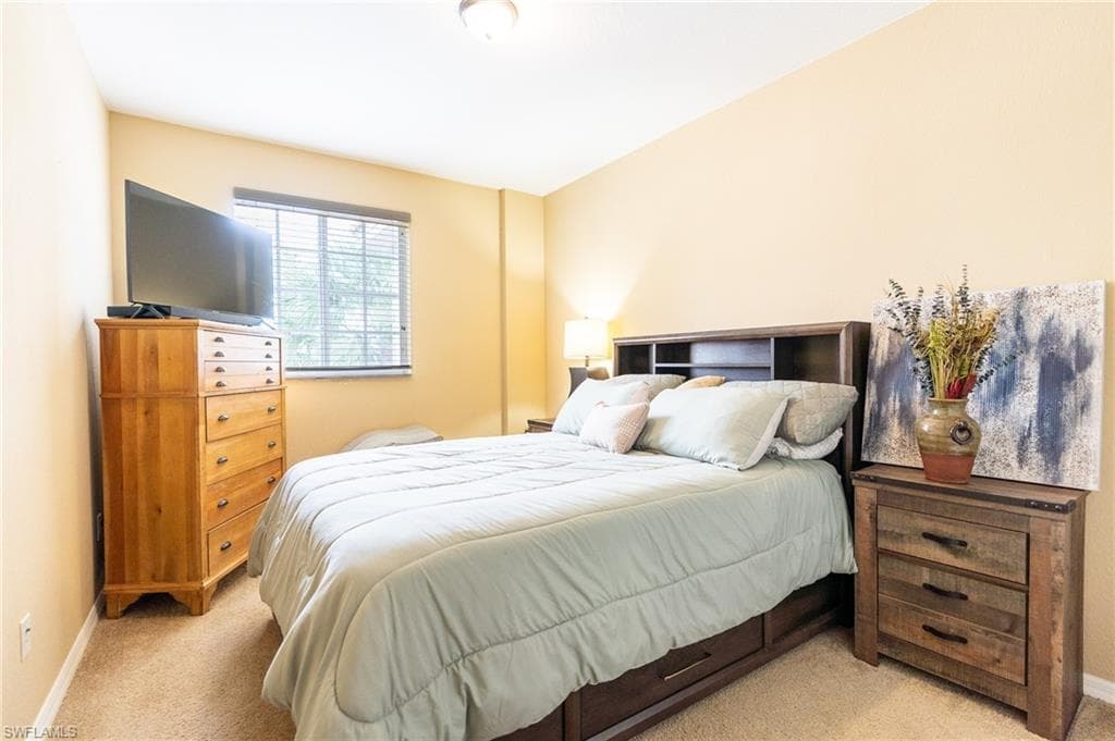 8713 Pegasus DR-25